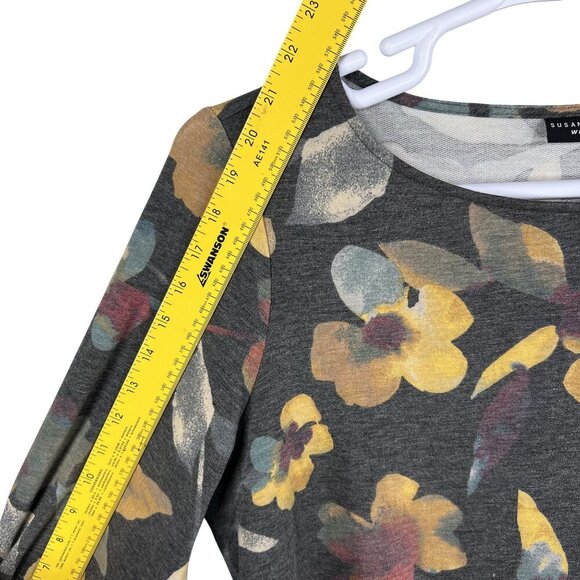 Susan Graver Weekend L Muted Floral 3/4 Sleeve Ring Detail Pullover Comfort Top - Picture 9 of 12